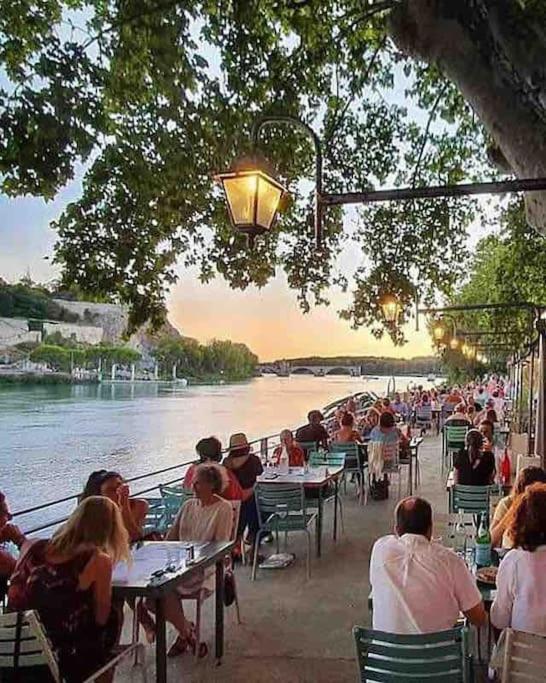 Le Saint-Lazare Appartement Au Calme Intra Muros Avignon Ngoại thất bức ảnh